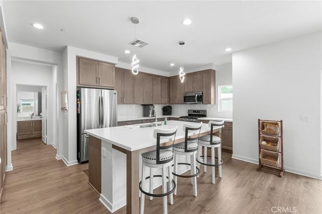 31960 Chagall Way, Yucaipa, CA 92399