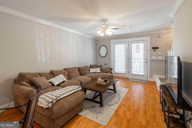 1035 Barnett Shoals Road 827, Athens, GA 30605