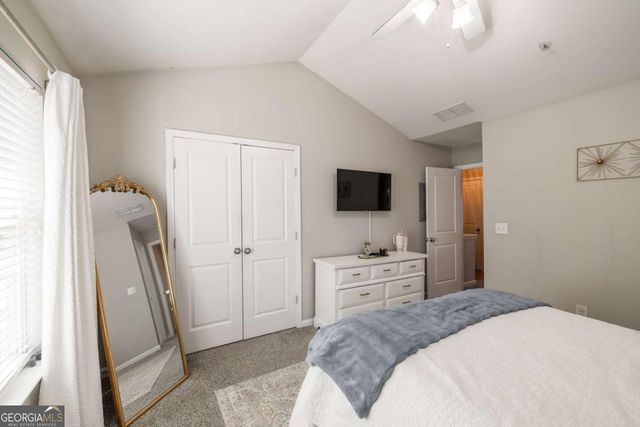 1035 Barnett Shoals Road 827, Athens, GA 30605