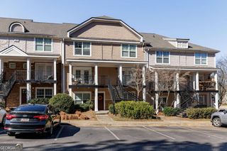 1035 Barnett Shoals Road 827, Athens, GA 30605