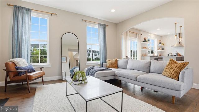 14 AVALON CIR, Barto, PA 19504