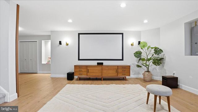 14 AVALON CIR, Barto, PA 19504