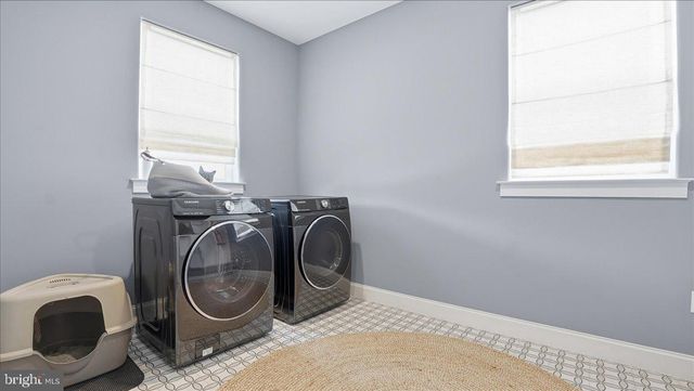 14 AVALON CIR, Barto, PA 19504