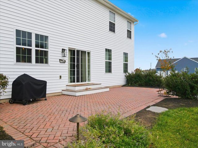 14 AVALON CIR, Barto, PA 19504