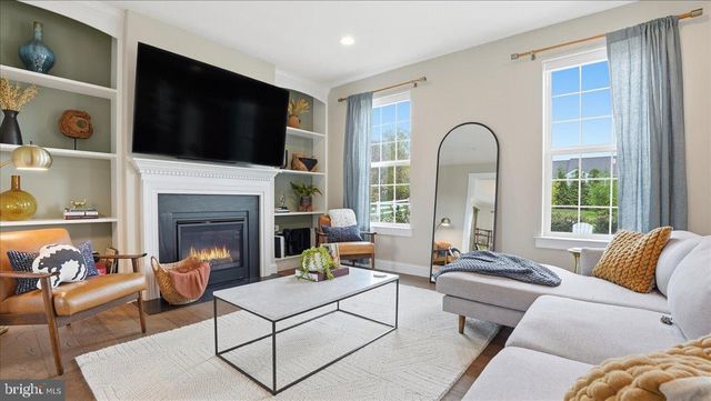 14 AVALON CIR, Barto, PA 19504