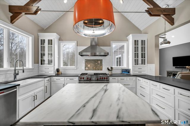 55-R North Road, Cromwell, CT 06416