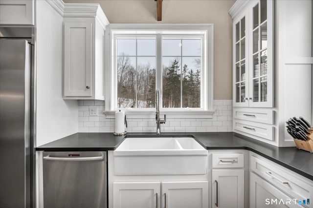 55-R North Road, Cromwell, CT 06416