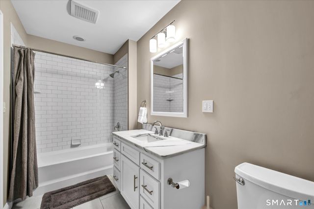 55-R North Road, Cromwell, CT 06416