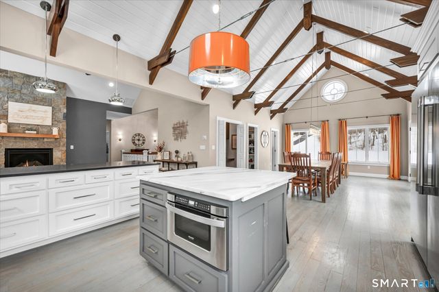 55-R North Road, Cromwell, CT 06416