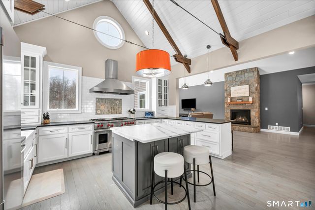 55-R North Road, Cromwell, CT 06416