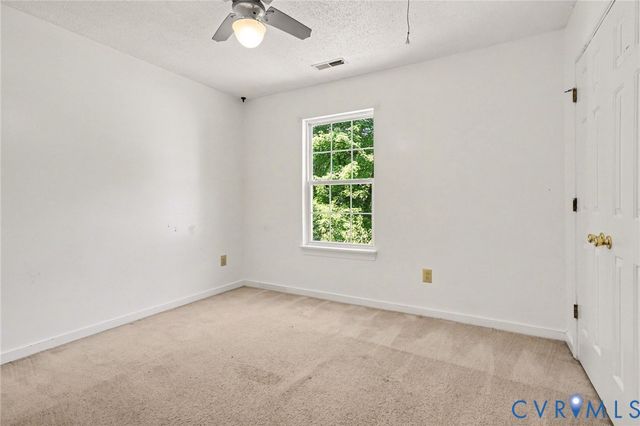 931 Hunters Run Dr, Henrico, VA 23223