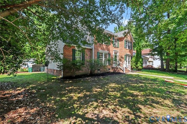 931 Hunters Run Dr, Henrico, VA 23223