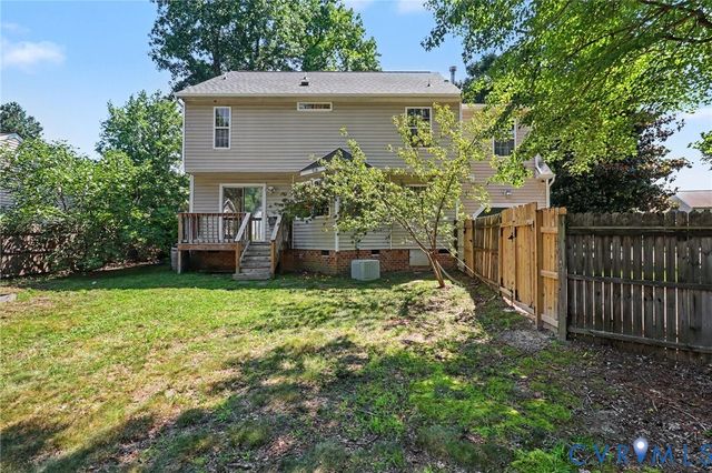 931 Hunters Run Dr, Henrico, VA 23223