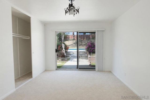 10609 Jimenez, Sylmar, CA 91342