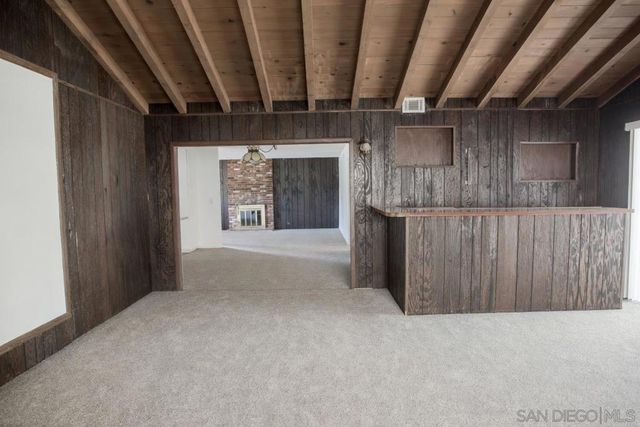 10609 Jimenez, Sylmar, CA 91342