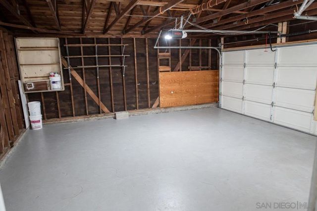 10609 Jimenez, Sylmar, CA 91342