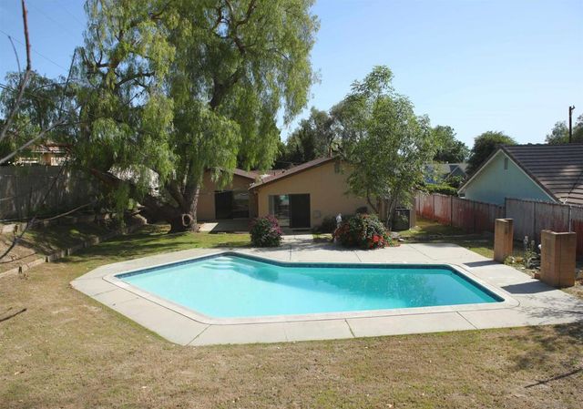 10609 Jimenez, Sylmar, CA 91342