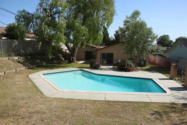 10609 Jimenez, Sylmar, CA 91342