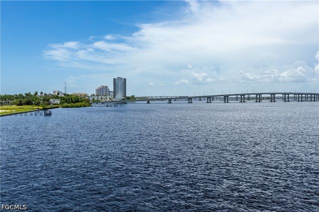 2743 1st ST 804, Fort Myers, FL 33916