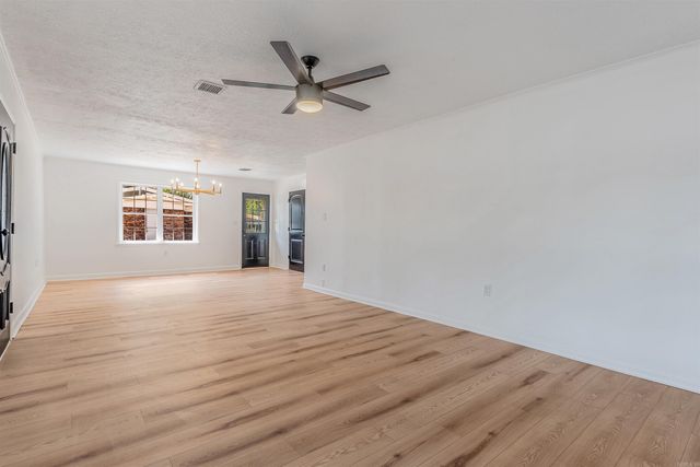 204 S Holly Street, Beebe, AR 72012