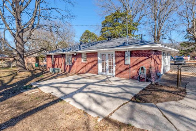 204 S Holly Street, Beebe, AR 72012