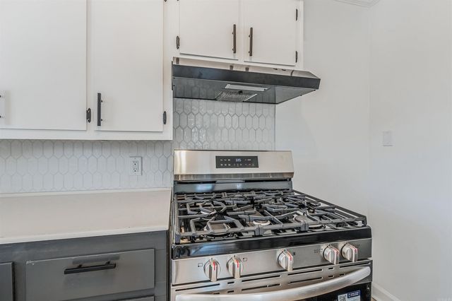 204 S Holly Street, Beebe, AR 72012