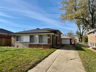 1362 Mackinaw Avenue, Calumet City, IL 60409