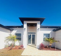 2117 NW 16th PL, Cape Coral, FL 33993