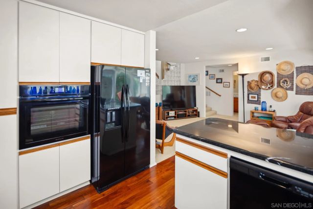 54 Half Moon Bend, Coronado, CA 92118