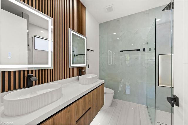 2519 18Th PL, Cape Coral, FL 33993