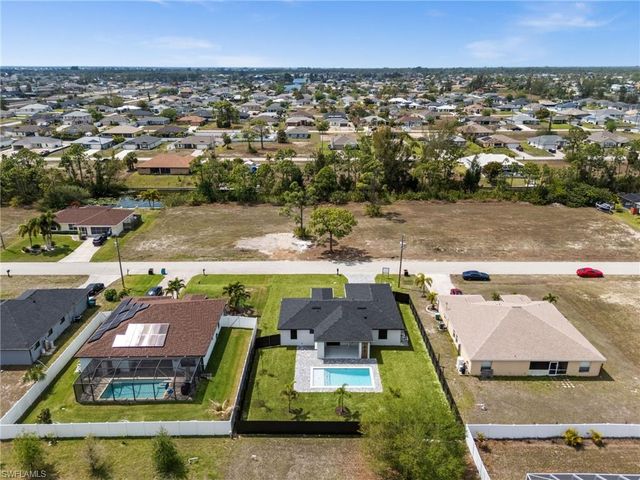 2519 18Th PL, Cape Coral, FL 33993