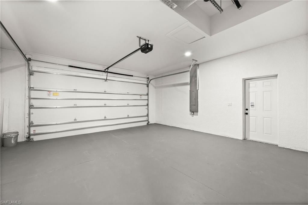 Image 29 of property listing at 2519 18Th PL, Cape Coral, FL 33993