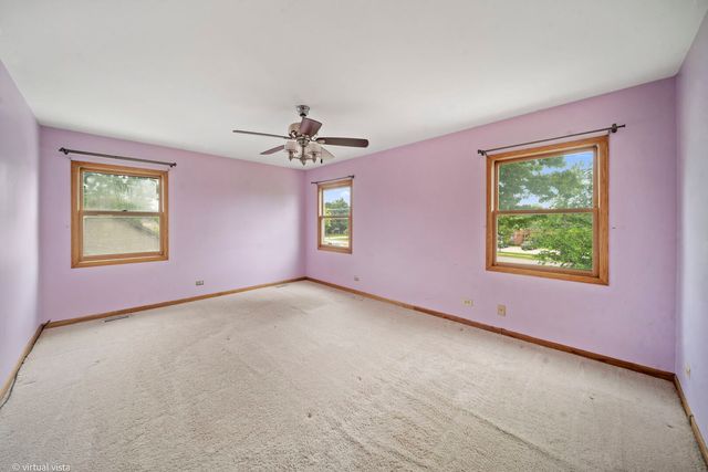 114 Wren Court, Glendale Heights, IL 60139