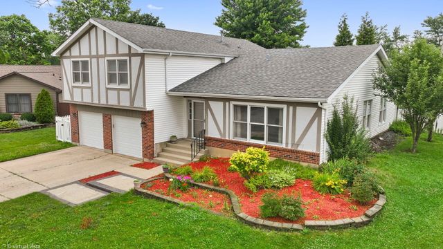 114 Wren Court, Glendale Heights, IL 60139