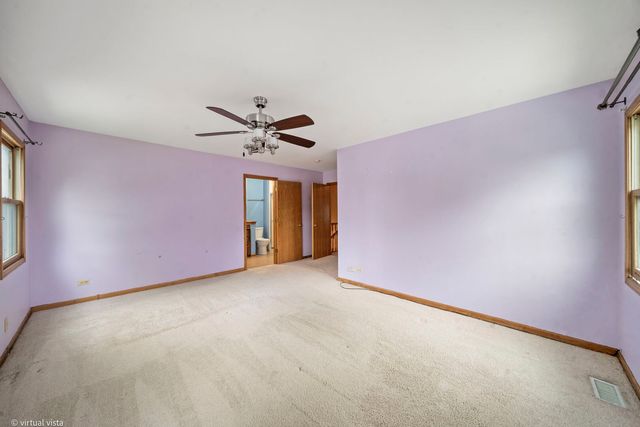 114 Wren Court, Glendale Heights, IL 60139