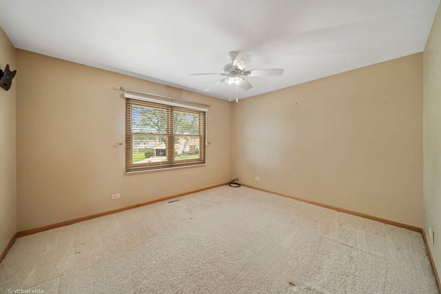 114 Wren Court, Glendale Heights, IL 60139
