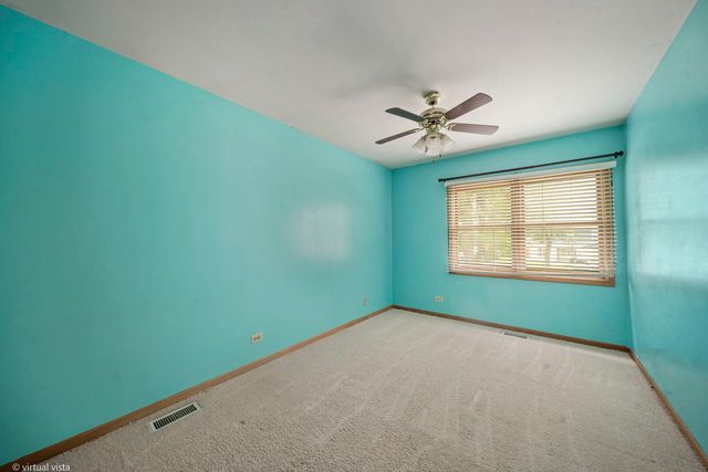 114 Wren Court, Glendale Heights, IL 60139