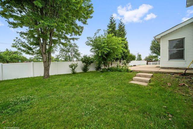 114 Wren Court, Glendale Heights, IL 60139