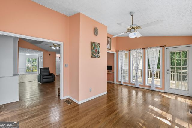 220 Daileys Plantation Drive, Mcdonough, GA 30253