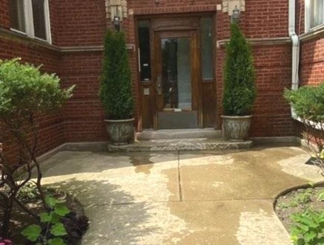 120 N Austin Boulevard S-3, Oak Park, IL 60302