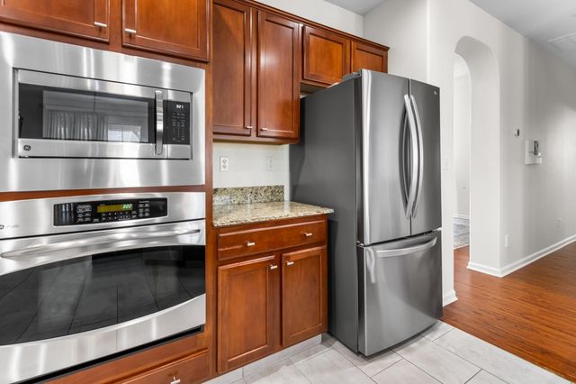 307 Noble Dr, Merced, CA 95348