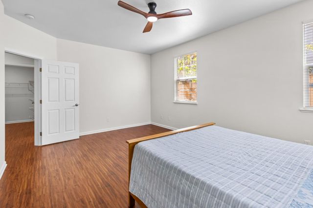 307 Noble Dr, Merced, CA 95348