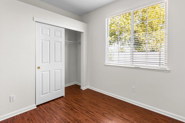 307 Noble Dr, Merced, CA 95348