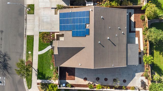 307 Noble Dr, Merced, CA 95348