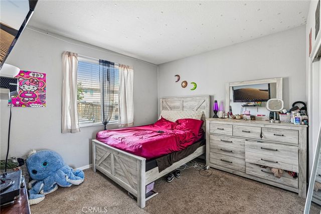 13572 Kitty Hawk, Victorville, CA 92392