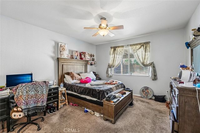 13572 Kitty Hawk, Victorville, CA 92392