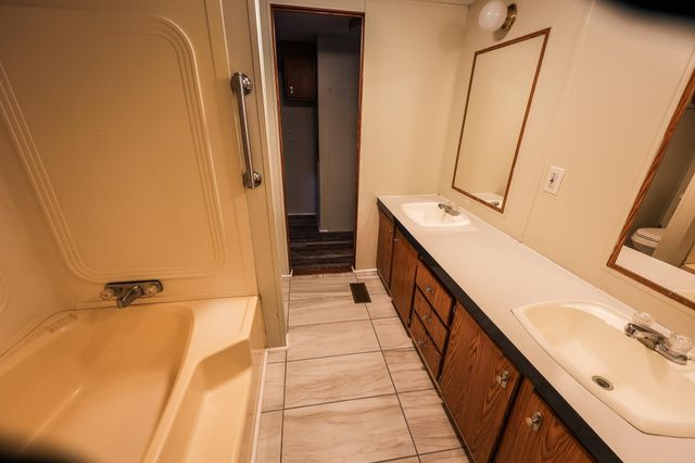 180 SUE ST, Jefferson, TX 75657