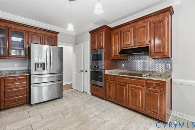 6110 Sedgefield Ter, Midlothian, VA 23112