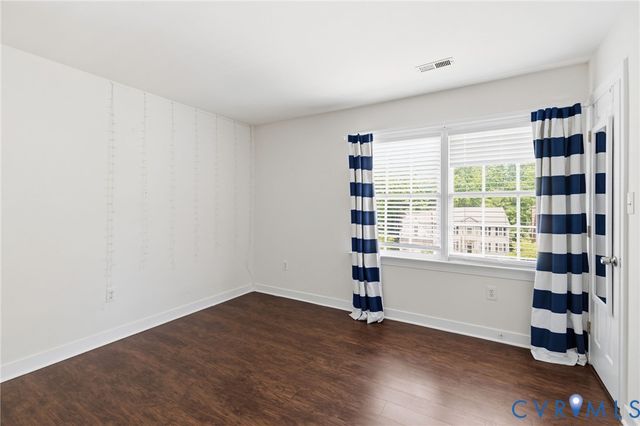 6110 Sedgefield Ter, Midlothian, VA 23112