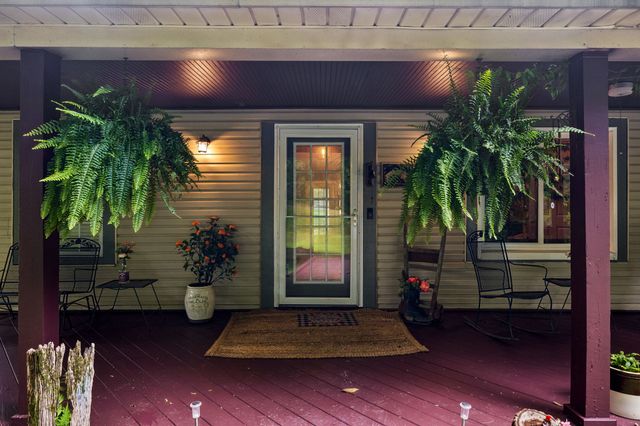 206 Gunter Ridge Rd, Pulaski, TN 38478